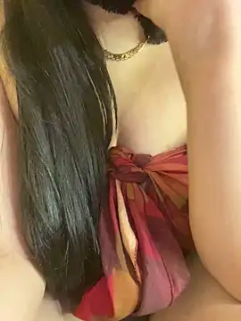 Snapshot of Cameelia chatting on 2, 11, 2025 Cameelia online show from 2, 11, 2025