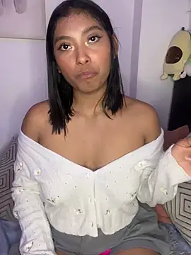 Isabella fasilier online show from 30, 1, 2025