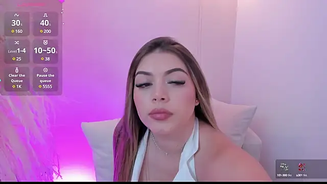 thaliafox  online show from 21, 1, 2025