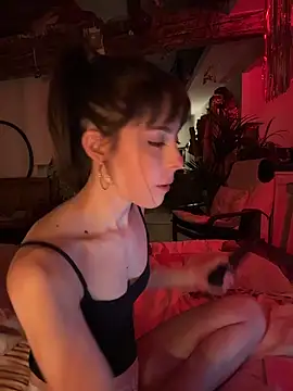 Snapshot of Angelene503 chatting on 4, 6, 2026 Angelene503 online show from 4, 6, 2026