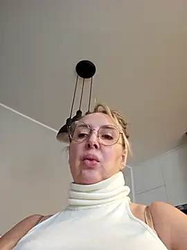 MariaRichi  online show from 3, 2, 2026