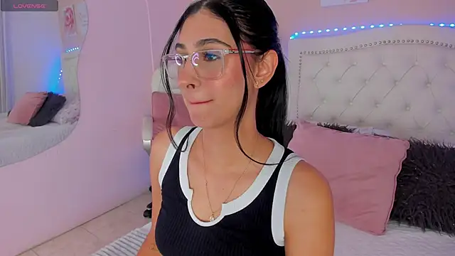 Ashley Evans18 online show from 14, 1, 2025