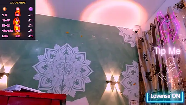 Emili Roux online show from 5, 3, 2025