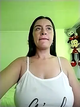 Snapshot of hailey85 chatting on 2, 2, 2026 hailey85 online show from 2, 2, 2026