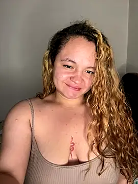 Snapshot of Naiara_Sex_ chatting on 6, 11, 2025 Naiara Sex online show from 6, 11, 2025