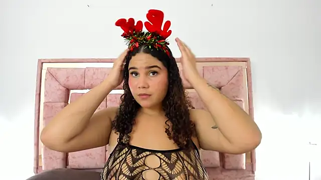 zoee lovv online show from 18, 12, 2024