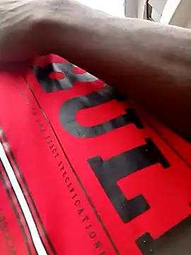 Snapshot of DalianHR33 chatting on 27, 2, 2025 DalianHR33 online show from 27, 2, 2025