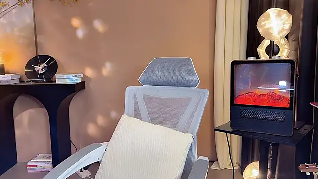 xiaodaibabyy online show from 2, 12, 2024