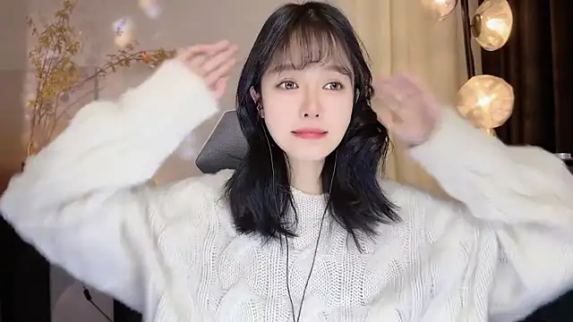 xiaodaibabyy online show from 6, 1, 2025