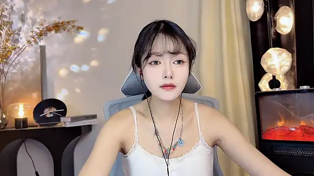 xiaodaibabyy online show from 2, 2, 2025