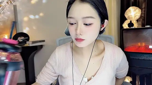 xiaodaibabyy online show from 13, 2, 2025