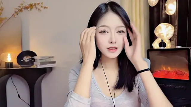 xiaodaibabyy online show from 16, 2, 2025