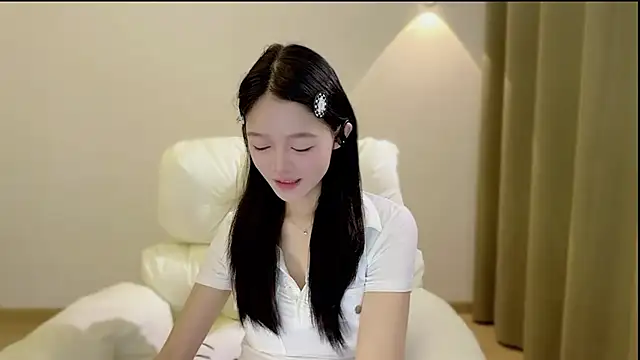 xiaodaibabyy online show from 30, 10, 2025