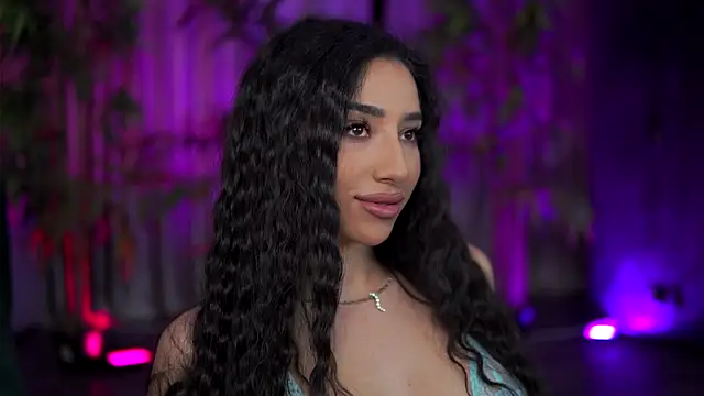 GinaValentinna online show from 11, 11, 2025