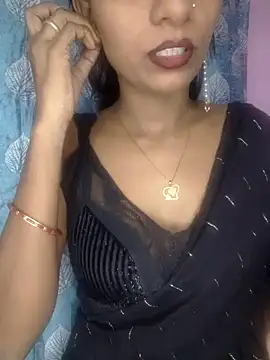 Snapshot of Blackberry_Item chatting on 17, 10, 2025 Blackberry Item online show from 17, 10, 2025