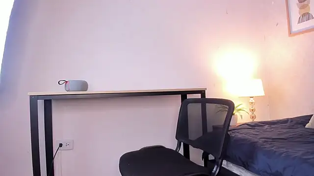 Caroline dh online show from 17, 1, 2026