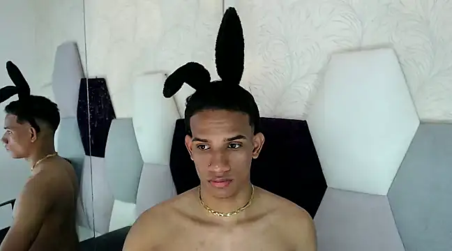 AbrahanBratz online show from 7, 12, 2024