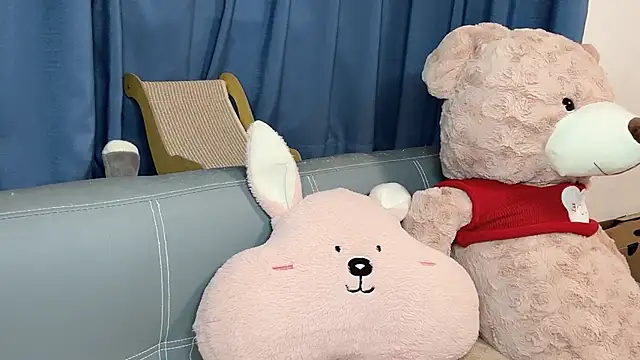 Lili-2 online show from 21, 10, 2025