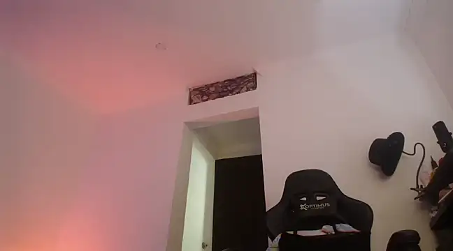 Snapshot of Madame_Shein_ chatting on 19, 2, 2025 Madame Shein online show from 19, 2, 2025