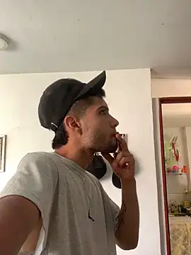 Snapshot of Jestebanano chatting on 9, 3, 2025 Jestebanano online show from 9, 3, 2025