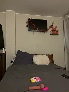 AleFantasy0001 online show from 7, 11, 2025