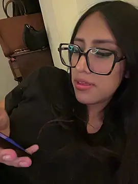 AleFantasy0001 online show from 7, 1, 2026