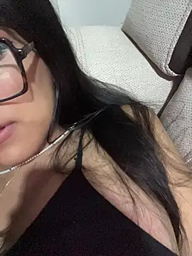 AleFantasy0001 online show from 13, 3, 2026