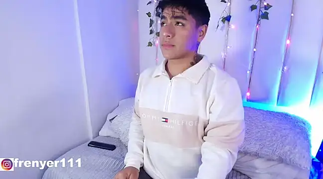 Snapshot of kiing_azahell chatting on 9, 1, 2025 kiing azahell online show from 9, 1, 2025