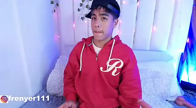 Snapshot of kiing_azahell chatting on 10, 1, 2025 kiing azahell online show from 10, 1, 2025