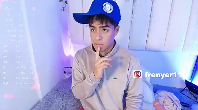 Snapshot of kiing_azahell chatting on 12, 1, 2025 kiing azahell online show from 12, 1, 2025