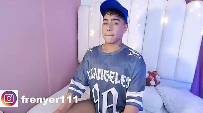 Snapshot of kiing_azahell chatting on 11, 2, 2025 kiing azahell online show from 11, 2, 2025