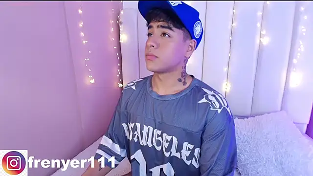 Snapshot of kiing_azahell chatting on 13, 3, 2025 kiing azahell online show from 13, 3, 2025