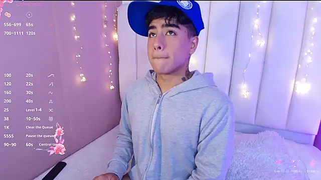 Snapshot of kiing_azahell chatting on 15, 3, 2025 kiing azahell online show from 15, 3, 2025