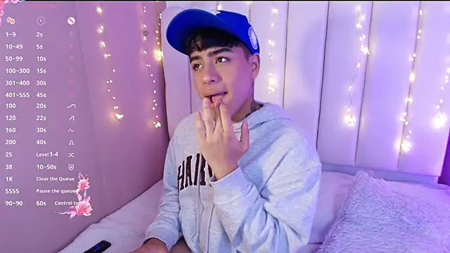 Snapshot of kiing_azahell chatting on 18, 3, 2025 kiing azahell online show from 18, 3, 2025