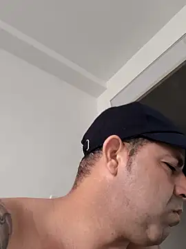 Snapshot of Marciogrei chatting on 3, 10, 2025 Marciogrei online show from 3, 10, 2025