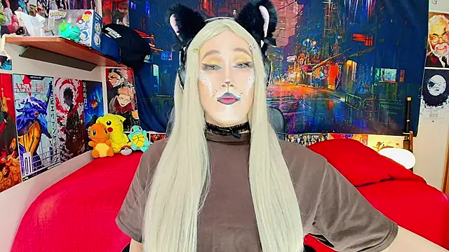 Snapshot of HakuRukushka chatting on 12, 11, 2025 HakuRukushka online show from 12, 11, 2025