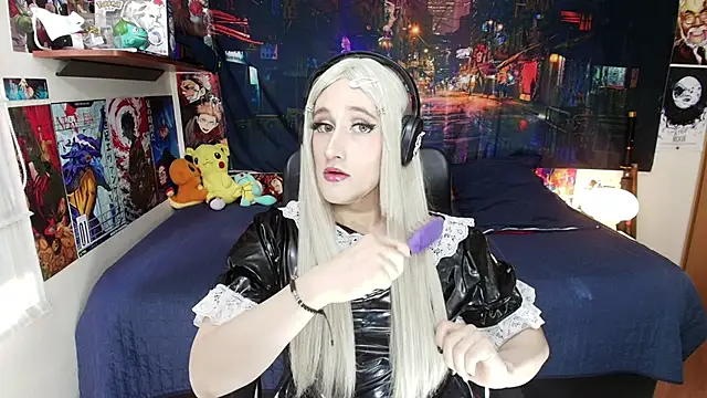 Snapshot of HakuRukushka chatting on 17, 11, 2025 HakuRukushka online show from 17, 11, 2025