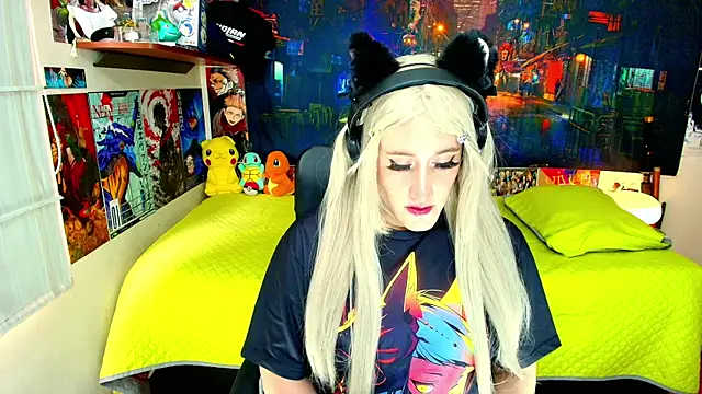 Snapshot of HakuRukushka chatting on 1, 12, 2025 HakuRukushka online show from 1, 12, 2025