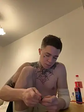Snapshot of adolf_loo chatting on 2, 10, 2025 adolf loo online show from 2, 10, 2025