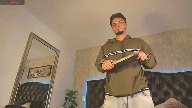 Snapshot of MattDevon chatting on 3, 2, 2026 MattDevon online show from 3, 2, 2026