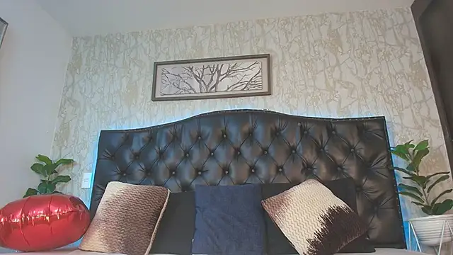 Snapshot of MattDevon chatting on 14, 2, 2026 MattDevon online show from 14, 2, 2026