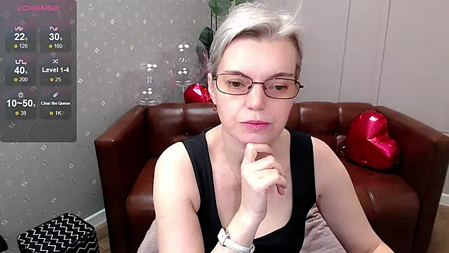 Cutie Erikaa1 online show from 9, 3, 2026