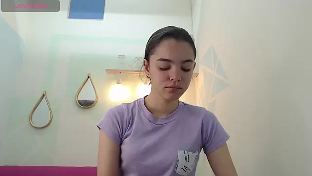 Mia-kalinfa online show from 22, 1, 2025