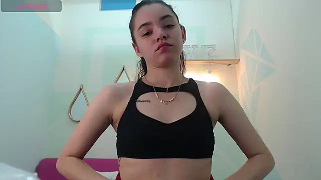 Mia-kalinfa online show from 5, 2, 2025