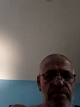 Snapshot of geilerschwanz64 chatting on 12, 2, 2025 geilerschwanz64 online show from 12, 2, 2025