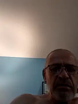 Snapshot of geilerschwanz64 chatting on 27, 2, 2025 geilerschwanz64 online show from 27, 2, 2025