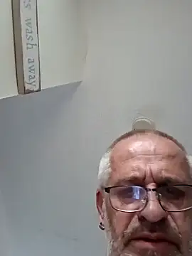 Snapshot of geilerschwanz64 chatting on 15, 3, 2025 geilerschwanz64 online show from 15, 3, 2025