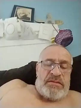 Snapshot of geilerschwanz64 chatting on 3, 10, 2025 geilerschwanz64 online show from 3, 10, 2025