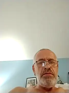 Snapshot of geilerschwanz64 chatting on 8, 10, 2025 geilerschwanz64 online show from 8, 10, 2025