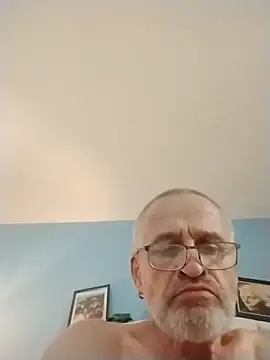 Snapshot of geilerschwanz64 chatting on 28, 11, 2025 geilerschwanz64 online show from 28, 11, 2025